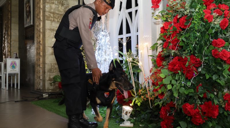 Polres Sukoharjo Amankan Ibadah Natal Lewat Operasi Lilin Candi 2025 Polres Sukoharjo Amankan Ibadah Natal Lewat Operasi Lilin Candi 2025