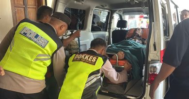 Jemaat Alami Gangguan Pernapasan Saat Misa Natal, Tim Kesehatan Polres Sukoharjo Bergerak Cepat