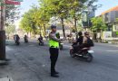 Personel Pospam dan Pos Terpadu Polres Sukoharjo Atur Arus Lalu Lintas di Titik-Titik Rawan