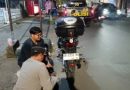 Respons Cepat 110, Polisi Sigap Bantu Pengendara Motor Mogok di Sukoharjo