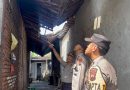 Polres Sukoharjo dan Damkar Sigap Padamkan Kebakaran Rumah di Kriwen Polres Sukoharjo dan Damkar Sigap Padamkan Kebakaran Rumah di Kriwen