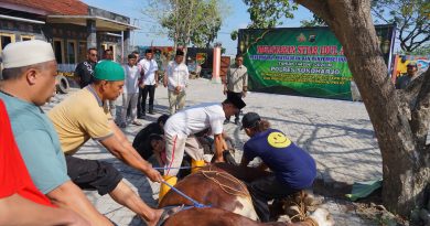 Polres Sukoharjo Bagikan Daging Kurban kepada Masyarakat pada Idul Adha 1447 H