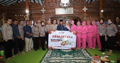 Kapolres Sukoharjo Anjangsana ke Purnawirawan Polri, Wujud Penghormatan Jelang HUT Bhayangkara ke-80
