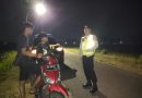 Polsek Bulu Patroli Malam, Sambangi Warga yang Nongkrong dan Ingatkan Jaga Kamtibmas Polsek Bulu Patroli Malam, Sambangi Warga yang Nongkrong dan Ingatkan Jaga Kamtibmas