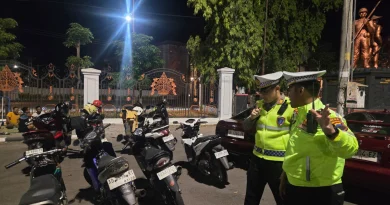 Polisi Tindak 19 Motor Berknalpot Brong di Simpang Lima Sukoharjo